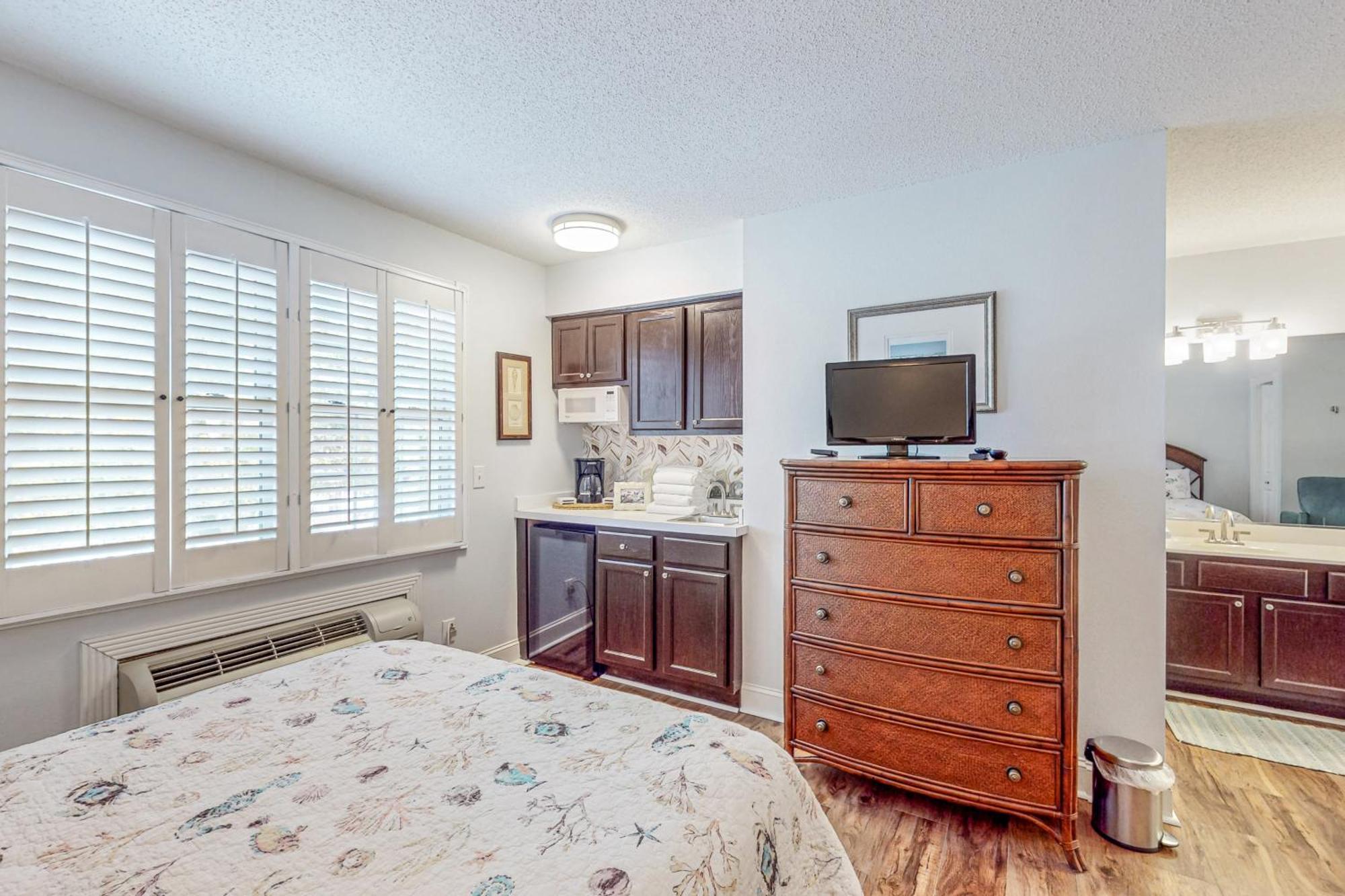 Colony II Apartment Sunset Beach Room photo